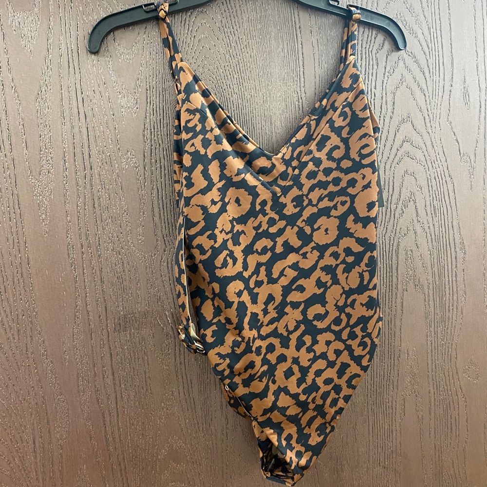 Bathing suit